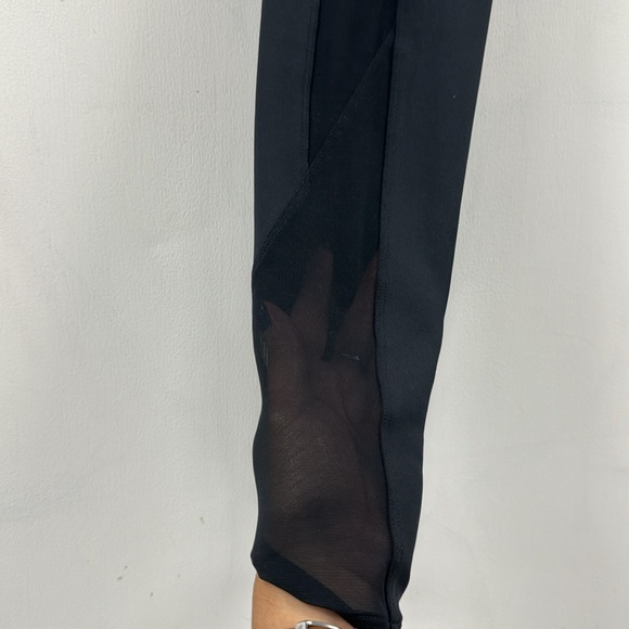 Alo Yoga High Waisted Leggings with Mesh Side Panel - Small P - Picture 9 of 12